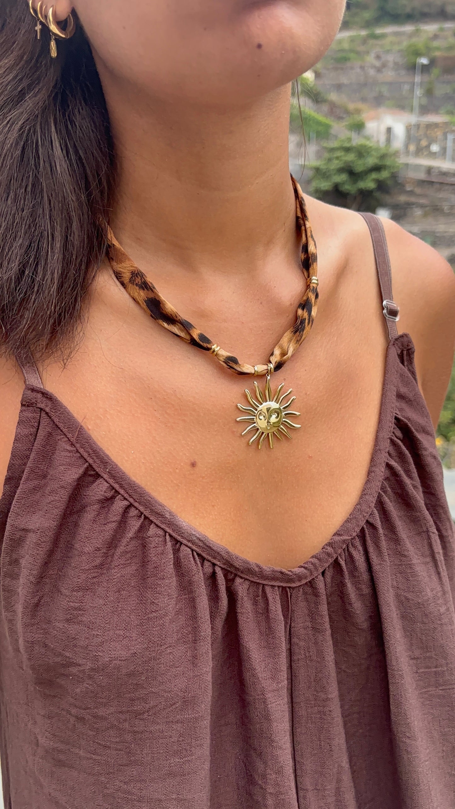 Collier Sun