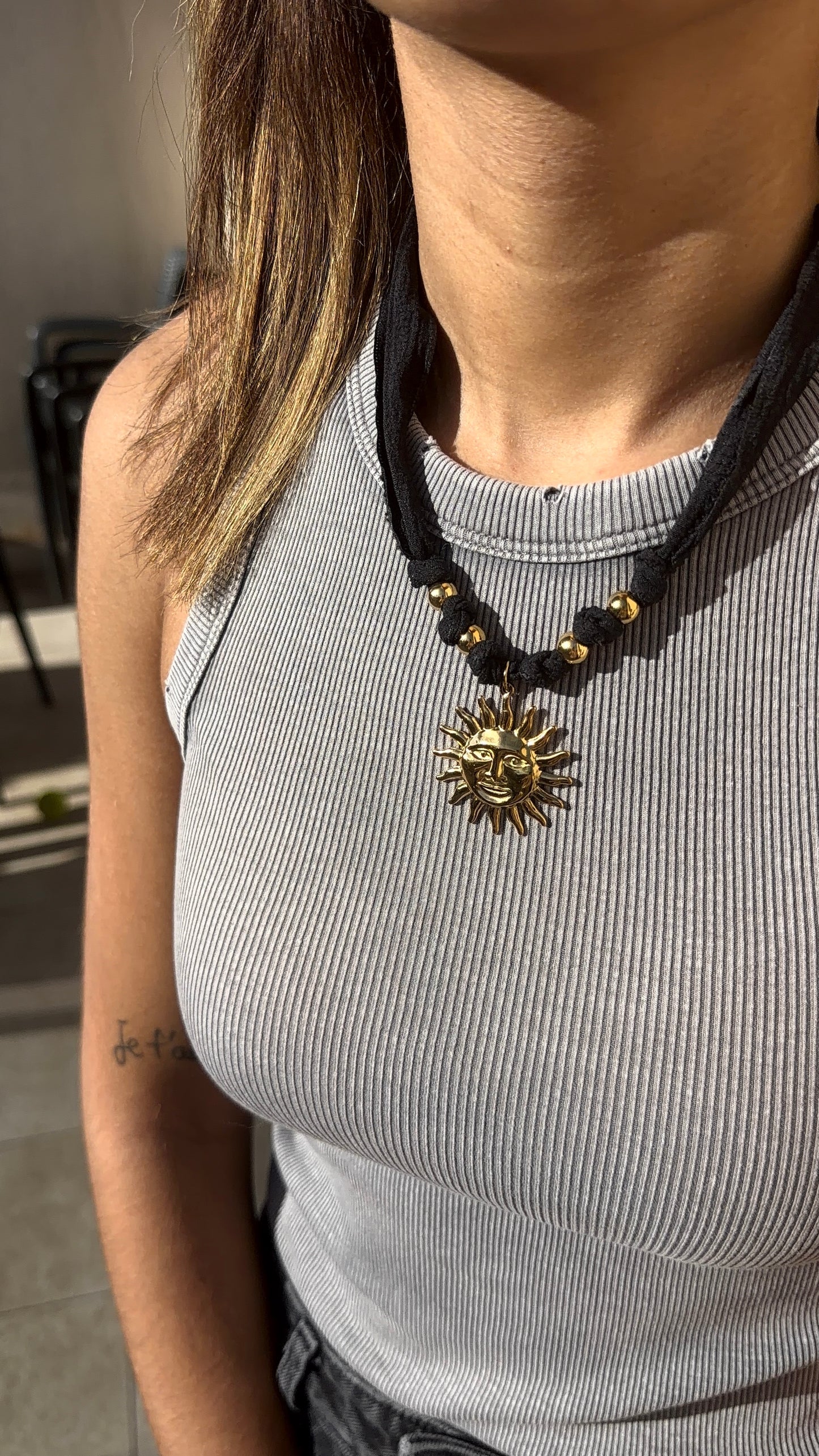 Collier Sun