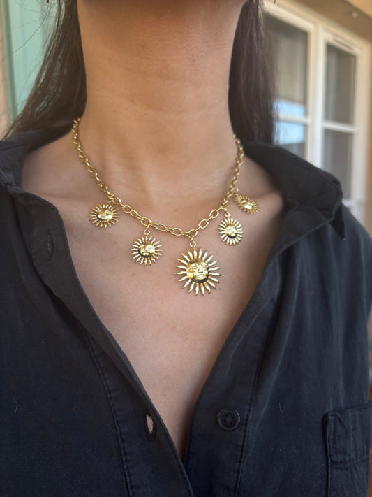 Collier sun
